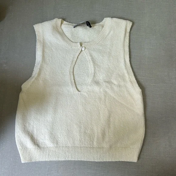 Zara Cute cream / off white Knit Top S NWOT - Picture 1 of 3